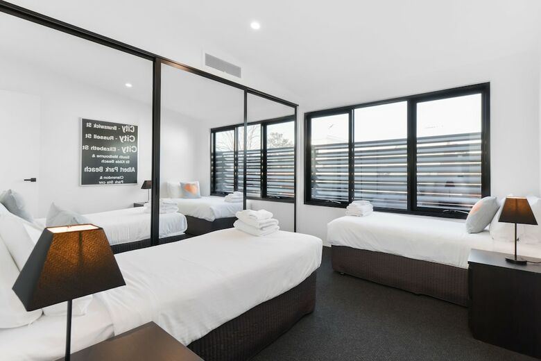 Boutique Stays - County Down, Port Melbourne