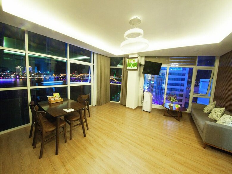 Pariat Hotel