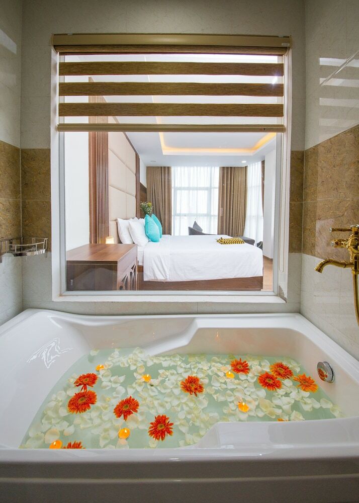 Pariat Hotel