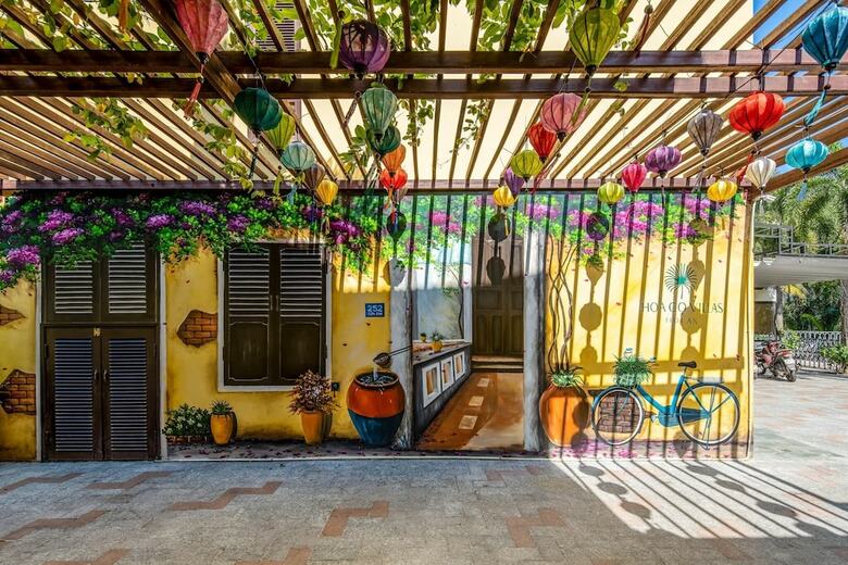 Hotel Hoa Co Villas