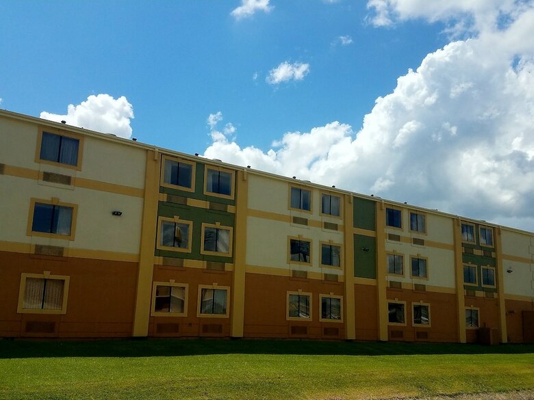 Hotel Motel 8