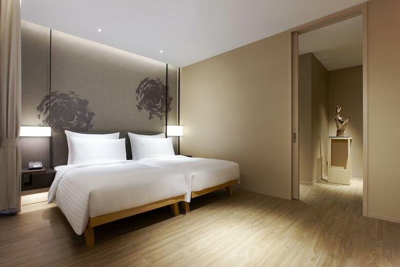 Mu Jiao XI Hotel