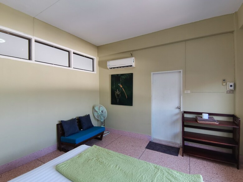 Hotel No.7 Guest House