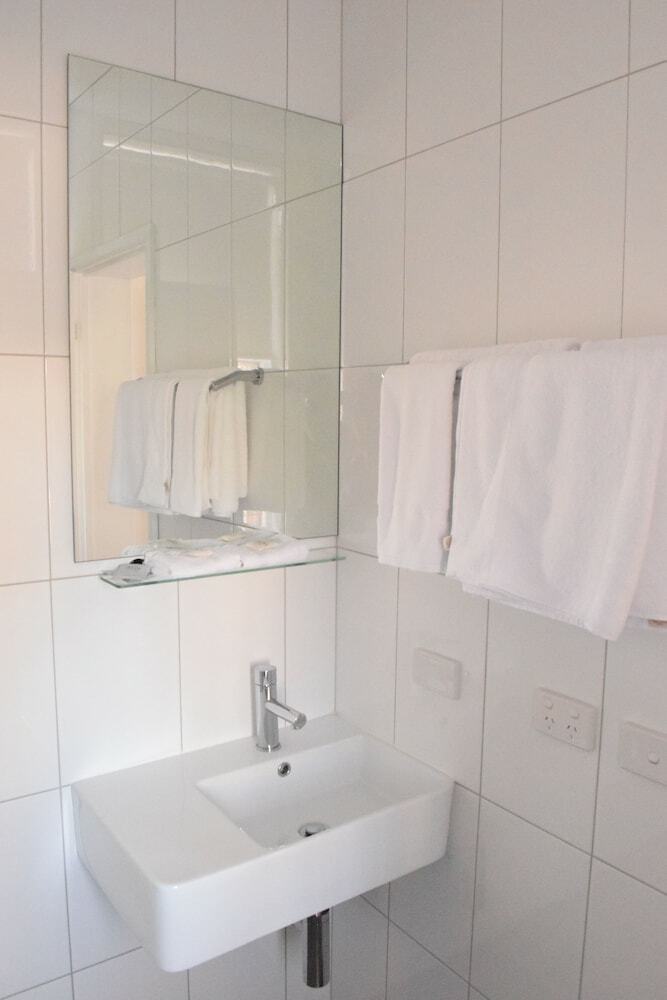 Hotel Crown Accommodation Bendigo Cbd