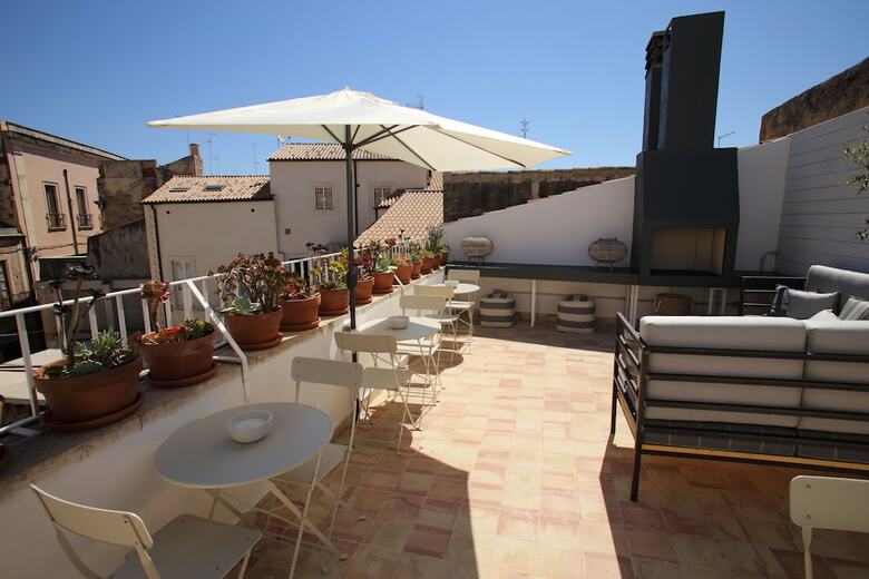Bed & Breakfast Avolio Tailored Rooms