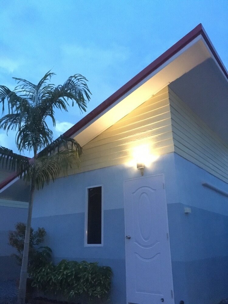 Hotel Bm @ Love