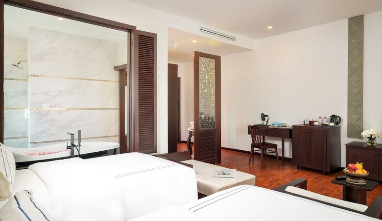Hotel The Embassy Angkor Resort & Spa