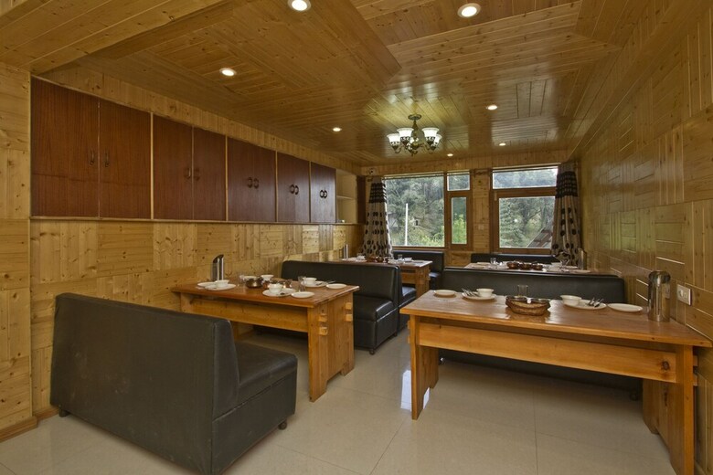 Hotel Oyo 8724 Vashisht