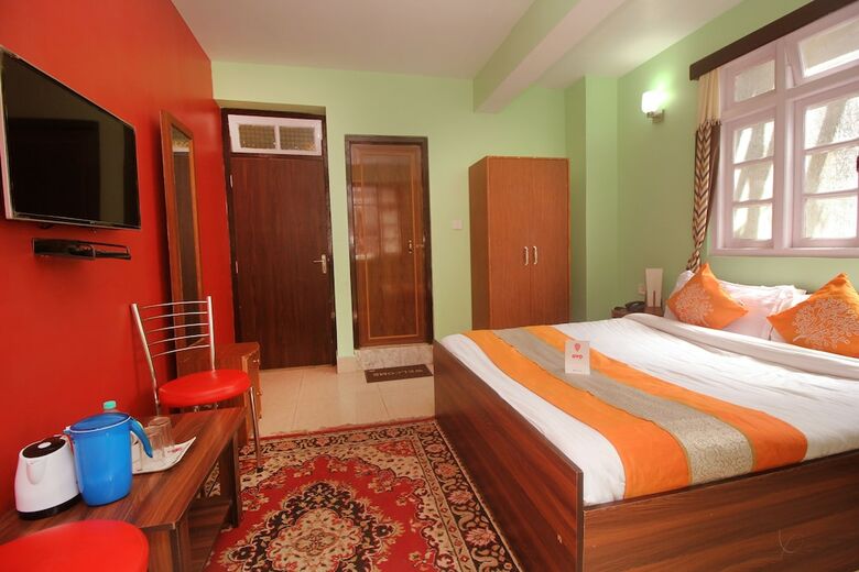 Hotel Oyo 8577 Near Mall Road