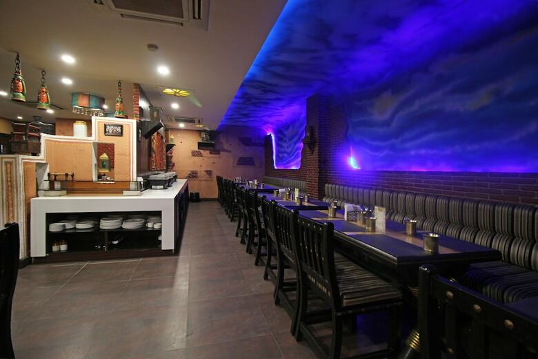 City Hotel And Suites Agra