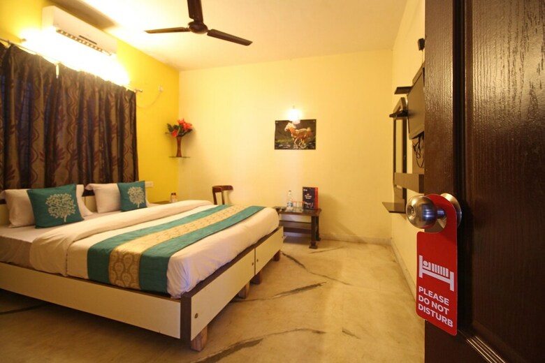 Oyo 8496 Hotel Sk Regency