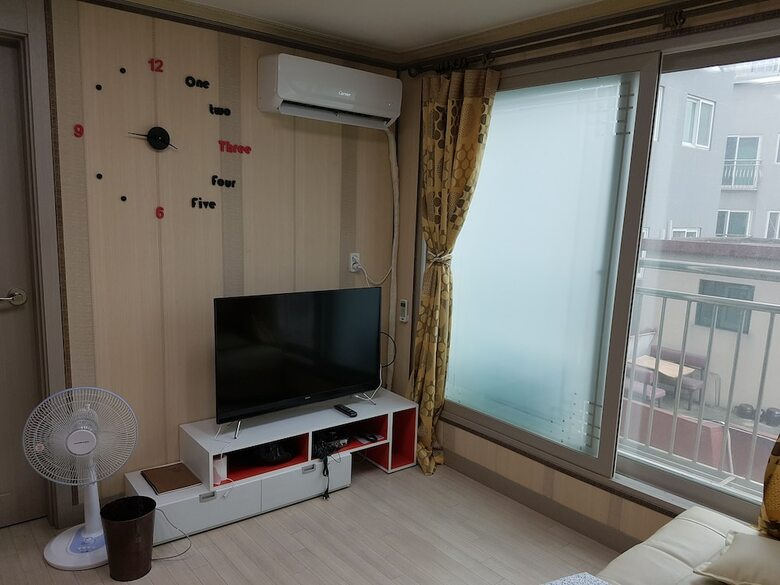 Hotel Woong House
