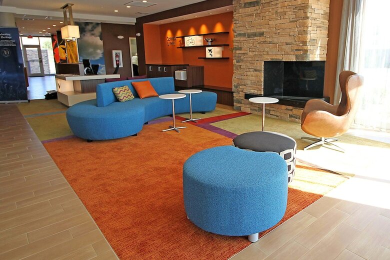 Hotel Fairfield Inn & Suites By Marriott London