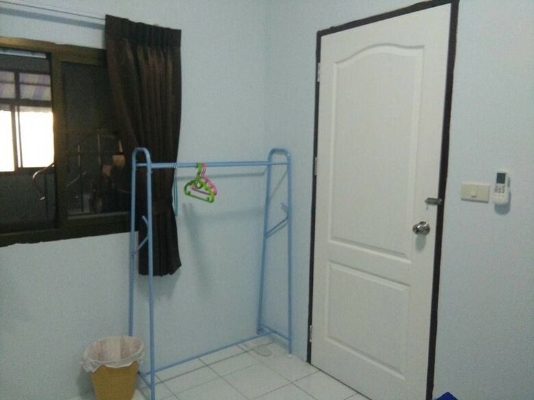 Hotel A & P House Charansanitwong