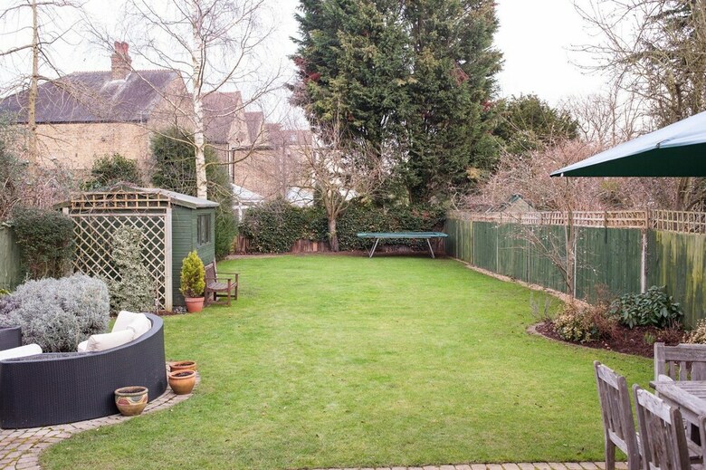 Apartamentos Veeve - Kew Grass House