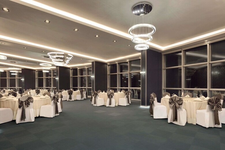 Ramada Hotel & Suites By Wyndham Edirne