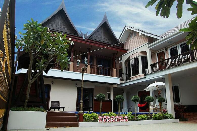 Hotel Nasuk House Cha-am