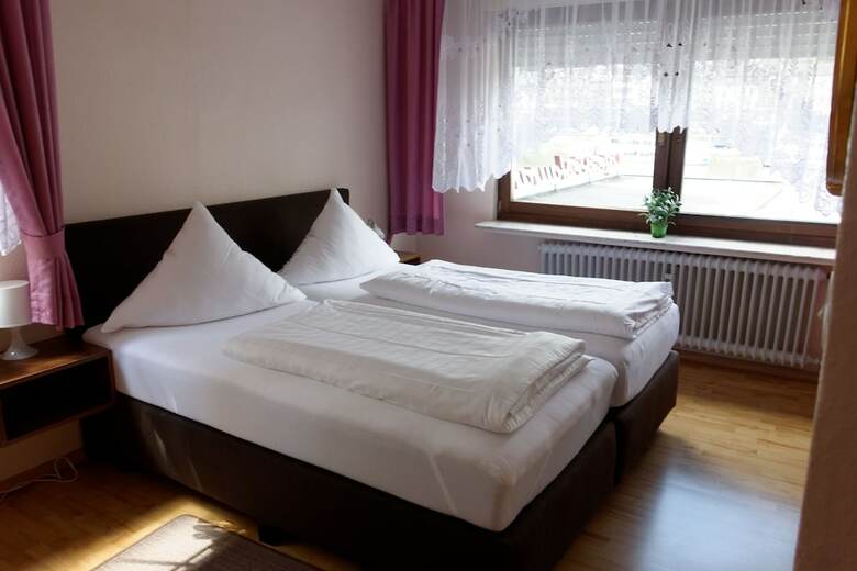 Hostal Hotel Haus Sonnschein