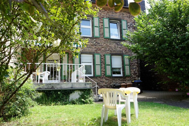 Hostal Hotel Haus Sonnschein