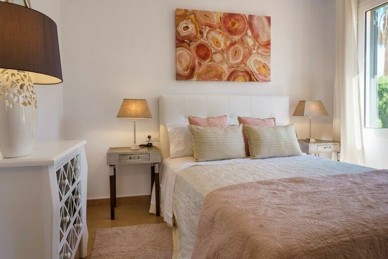 Apartamentos Cala Blanca Luxury