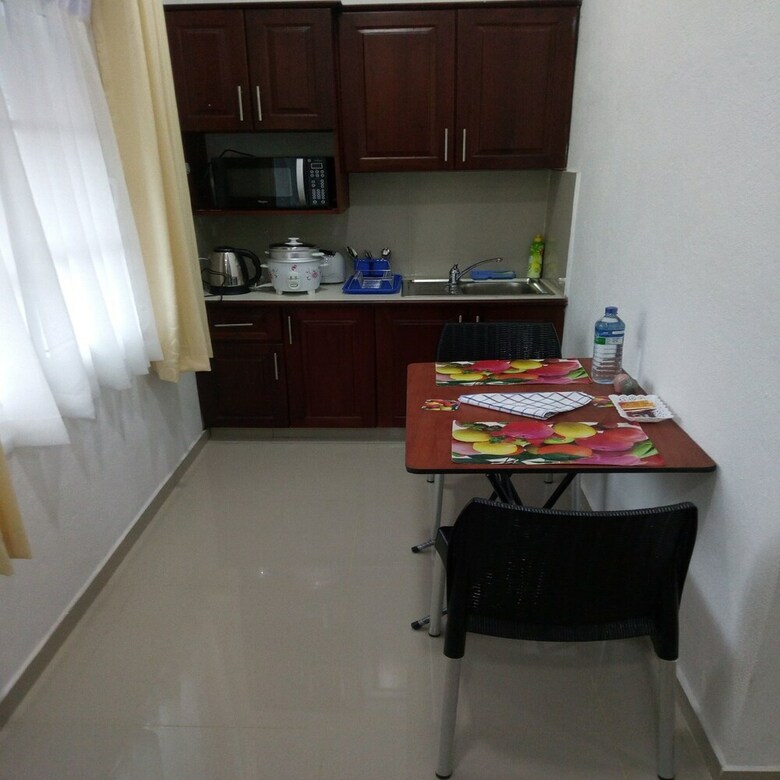 Queens Park Apartment