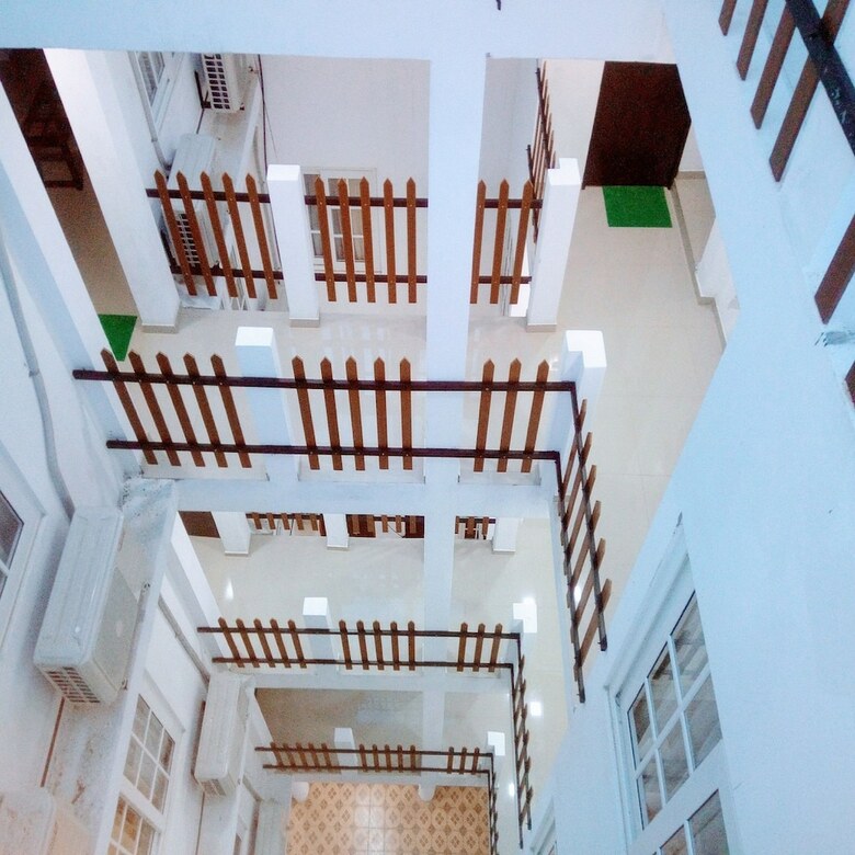 Queens Park Apartment