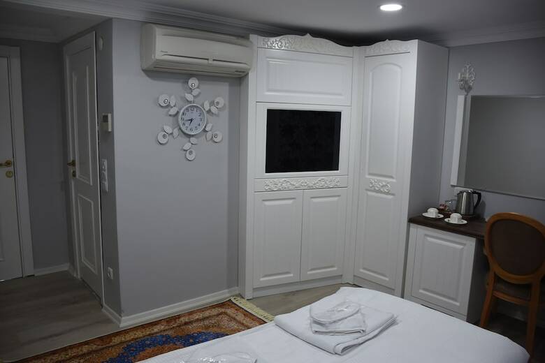 Real King Boutique Hotel