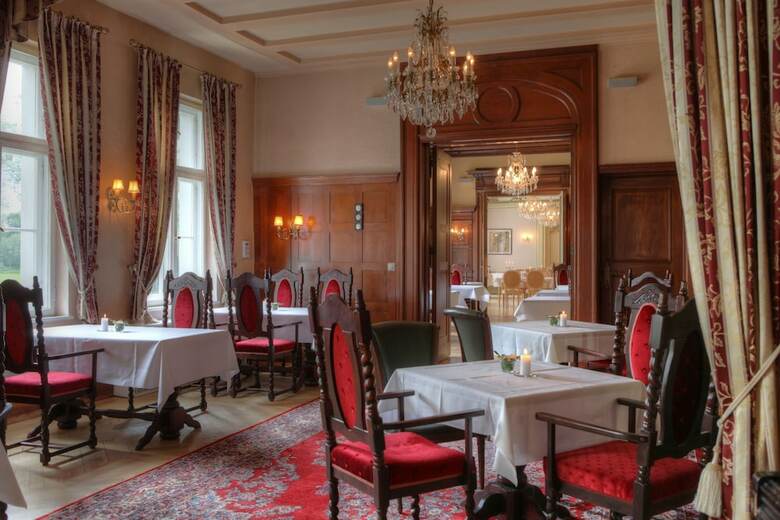 Schlosshotel Gro� Plasten