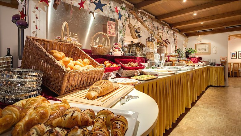 Zirm Good Life Hotel