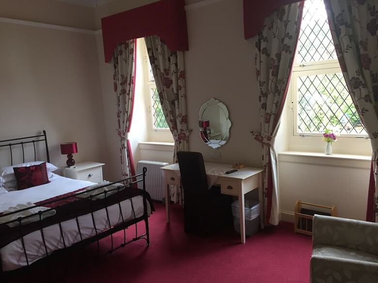 Bed & Breakfast Newton Hall Guest House