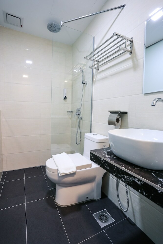 Havenue Hotel