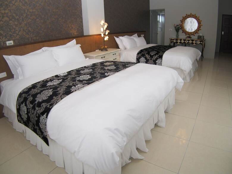 Bed & Breakfast Love Paris