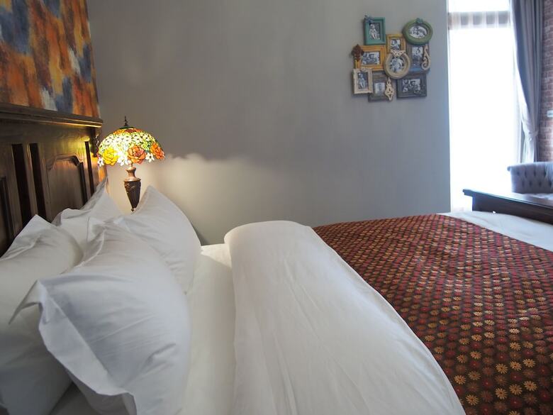 Bed & Breakfast Love Paris