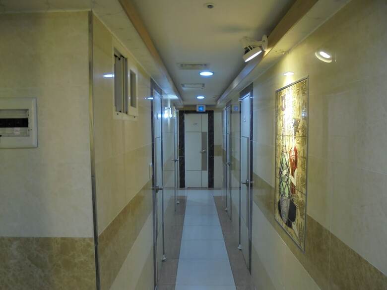 Hotel Feel House