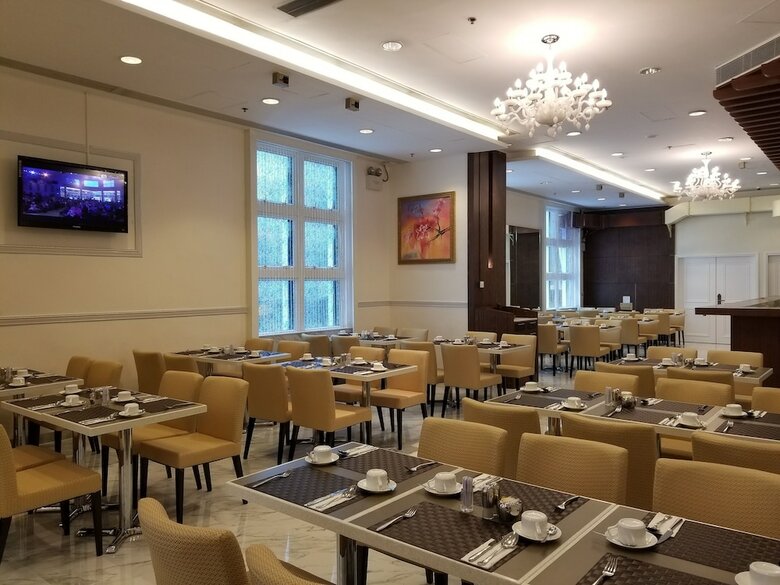 Hotel Ramada By Wyndham Hong Kong Grand View