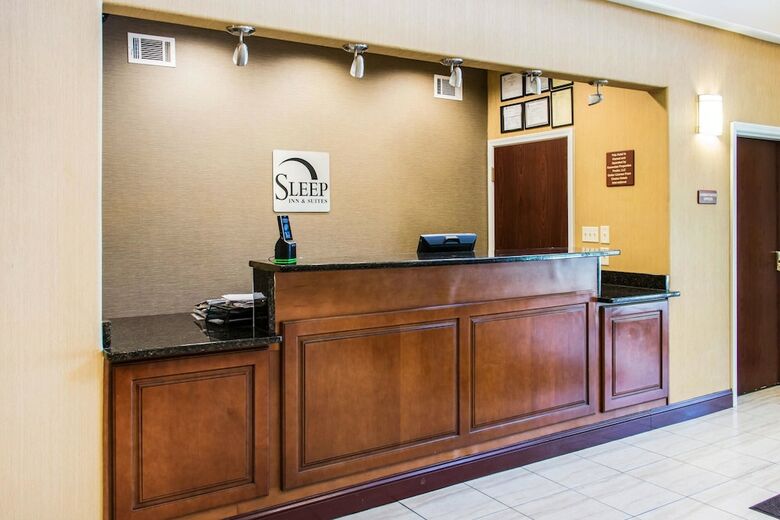 Hotel Sleep Inn And Suites Pooler