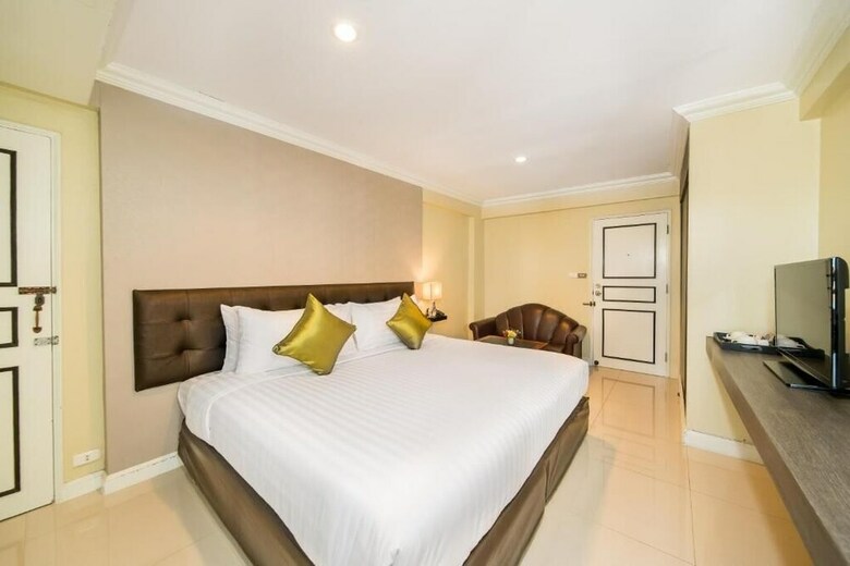 Niran Grand Hotel