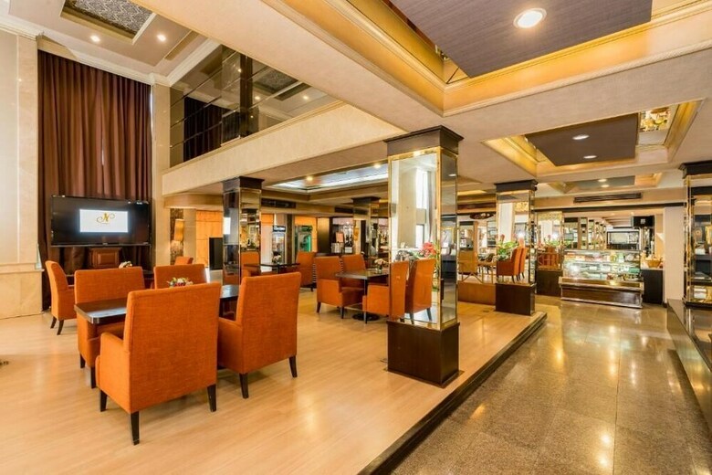 Niran Grand Hotel