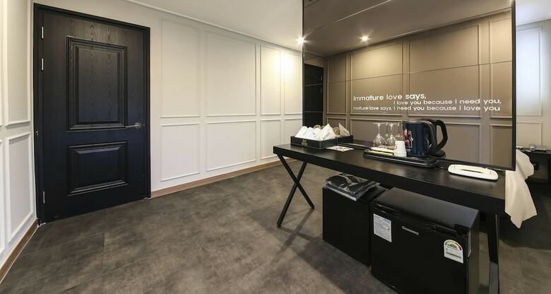 B&f Hotel