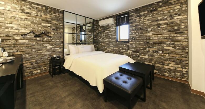 B&f Hotel