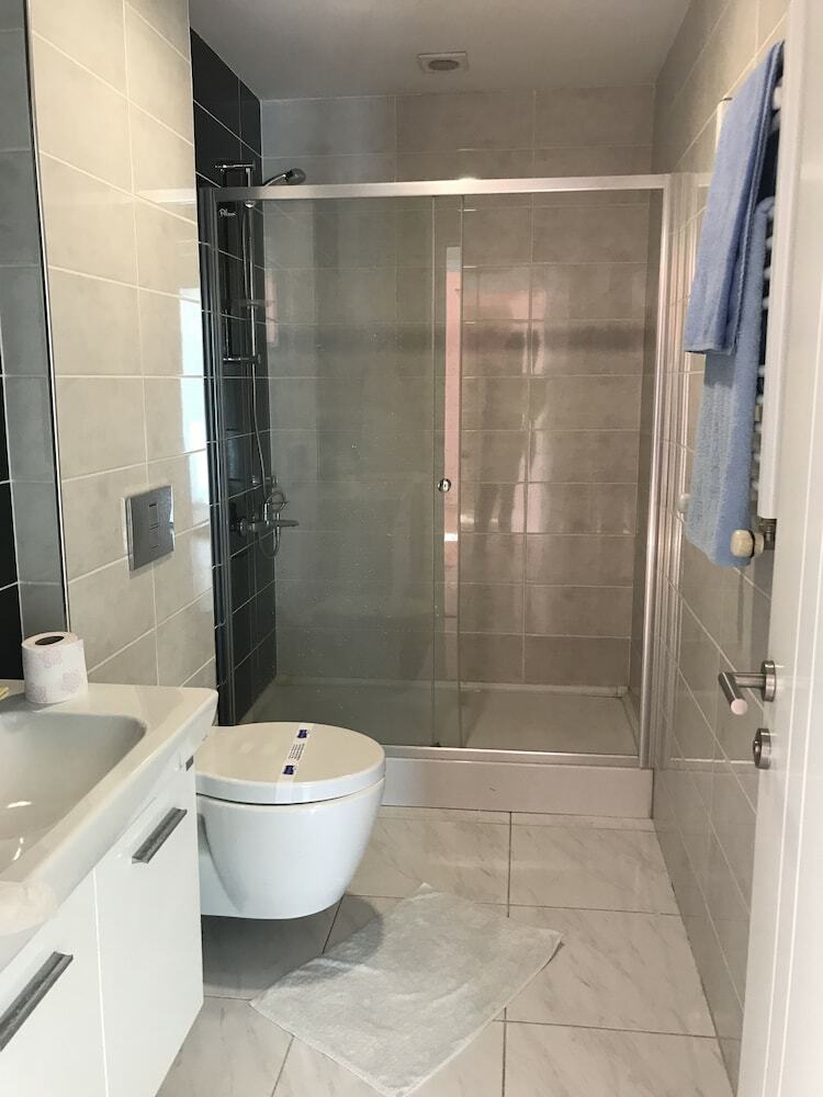Arma Apartments