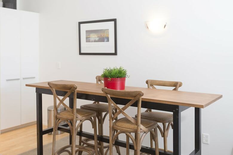 Apartamentos Towny - Top Floor Tranquility - 2 Bedrooms