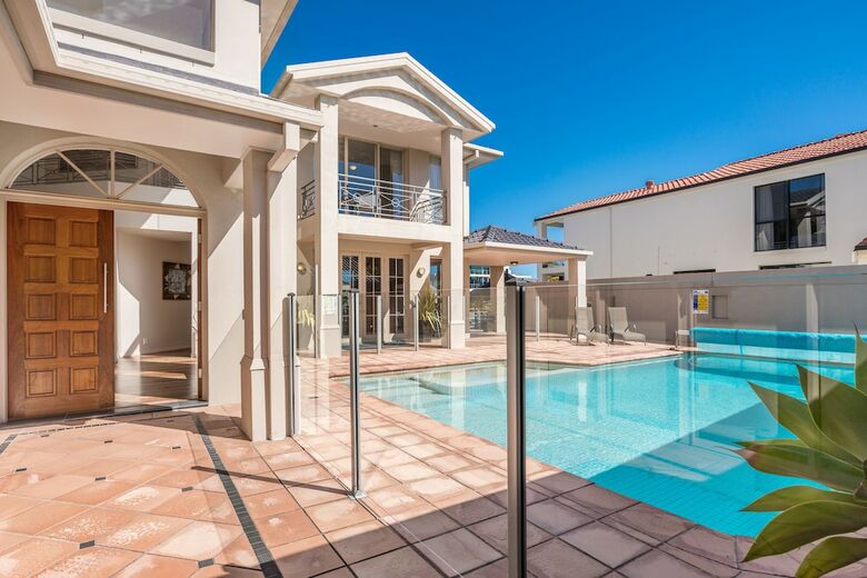 Casa Aqua
