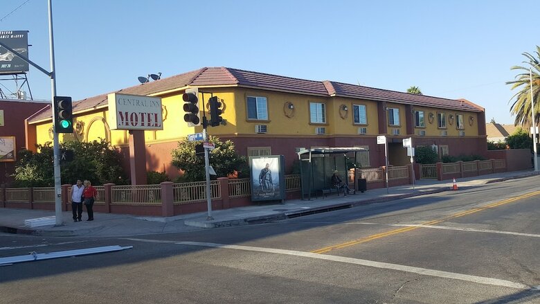 Central Inn Motel On 41 Street