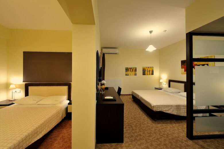 Kallirroe Hotel