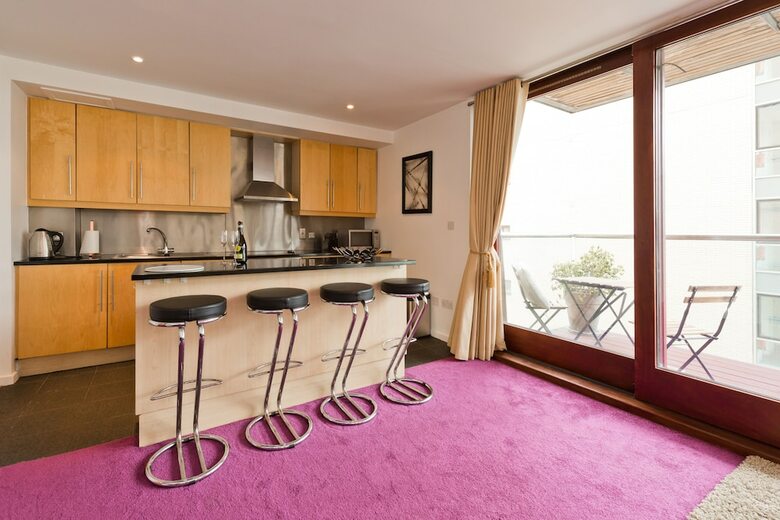 Apartamentos Birch At Clarion Quay