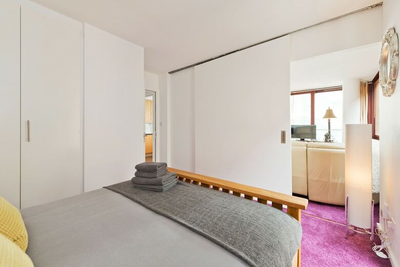 Apartamentos Birch At Clarion Quay