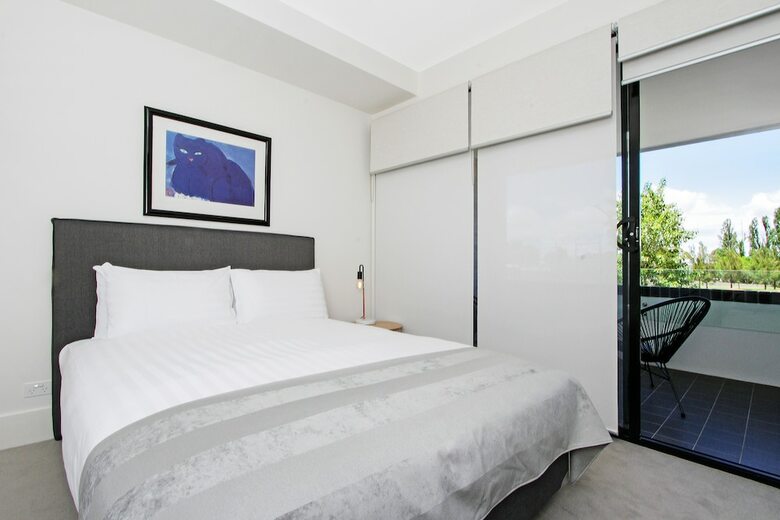 Apartamentos Accommodate Canberra - The Prince