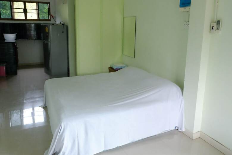 Hotel Chomlay Restaurant & Room For Rent