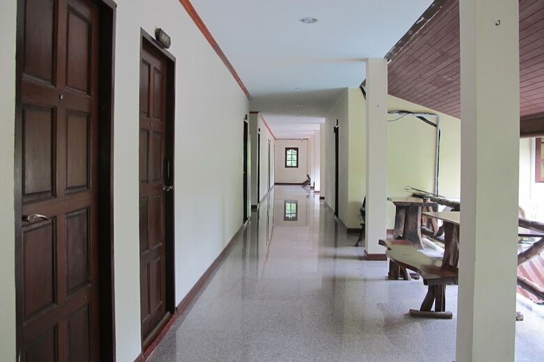 Hotel Koh Sichang Resort